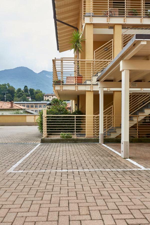 Apartment Alessandra Lenno Luaran gambar